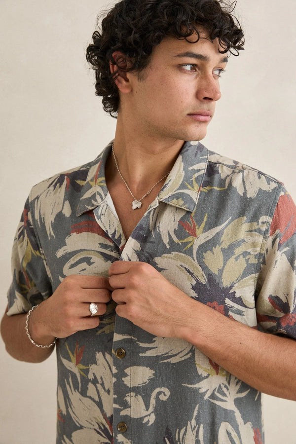 Rhythm Men's Tropical Camo Short Sleeved Shirt - Camo