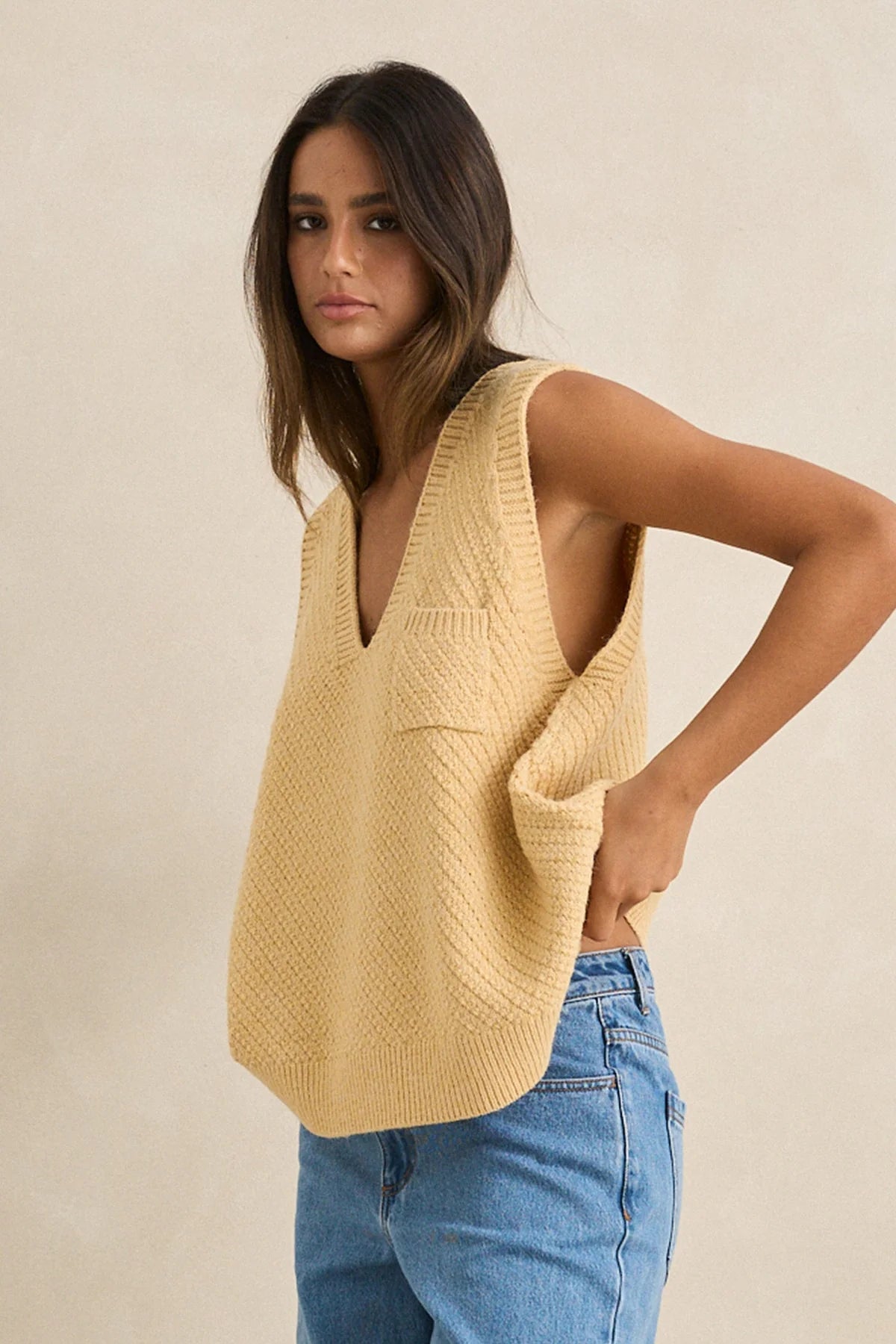 Rhythm Archer Women’s Knit Vest - Sand