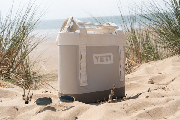 YETI Camino Zip Carryall 18L