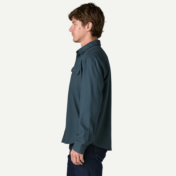 Patagonia Men's Long-Sleeved Lightweight Fjord Flannel Shirt - Summit Blue
