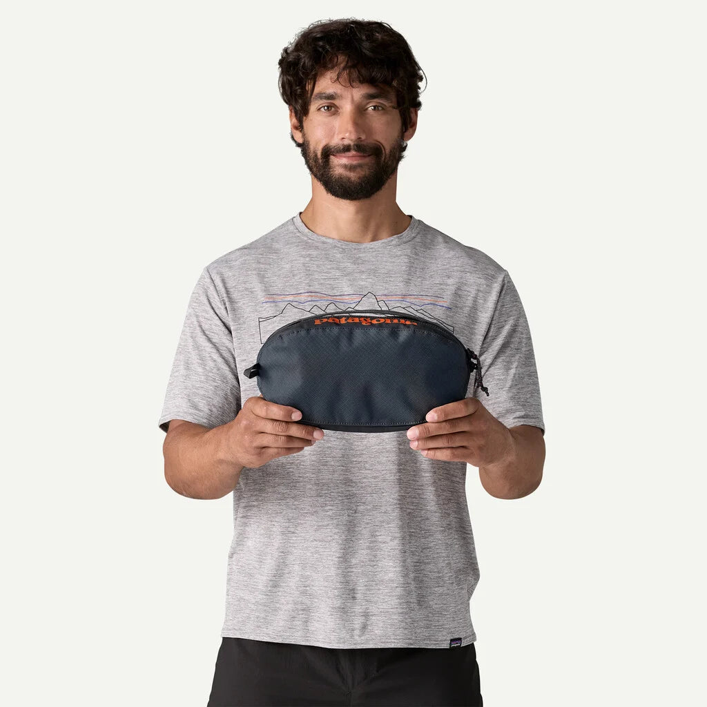 Patagonia Black Hole Cube 3L - Black / Black