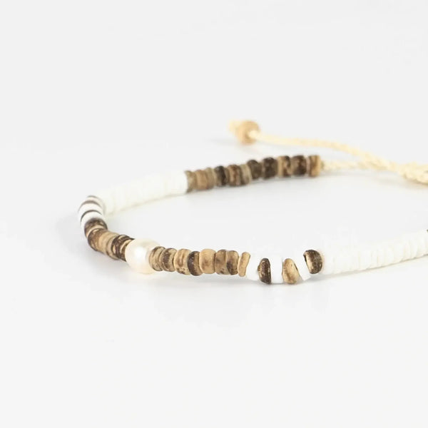 Pineapple Island Kauai Puak Shell & Pearl Bracelet