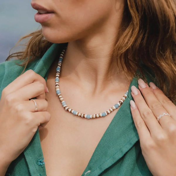 Pineapple Island Manta Point Stone & Shell Necklace