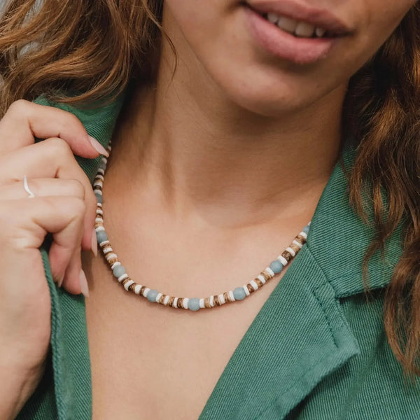 Pineapple Island Manta Point Stone & Shell Necklace