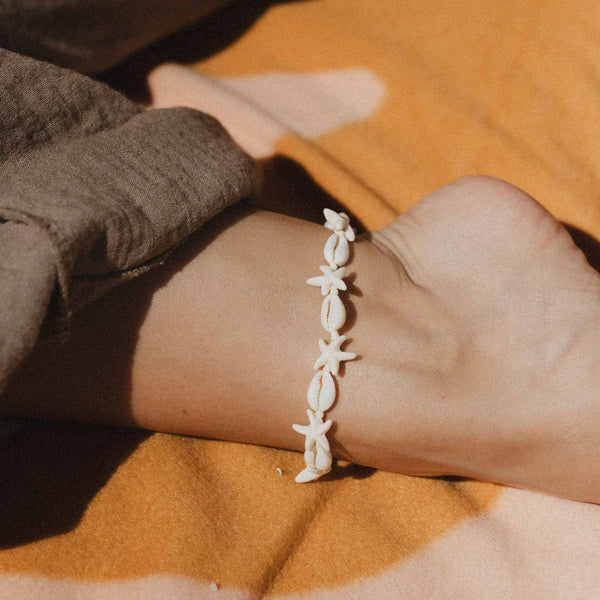 Pineapple Island Kahakai Cowrie & Starfish Anklet