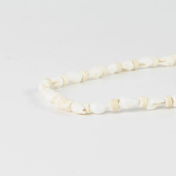 Pineapple Island Tulipa White Beaded Necklace
