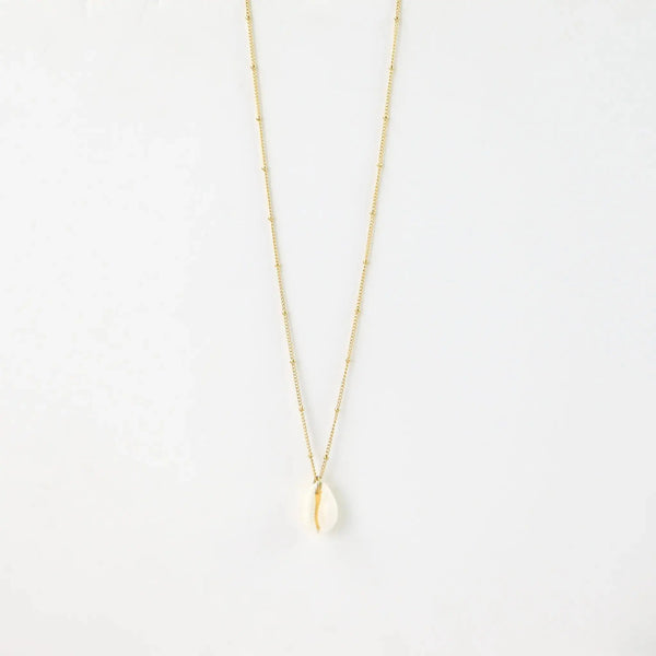 Pineapple Island Cowrie Shell Chain Necklace