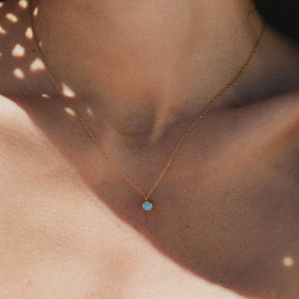 Pineapple Island Permata Opal Gemstone Waterproof Necklace