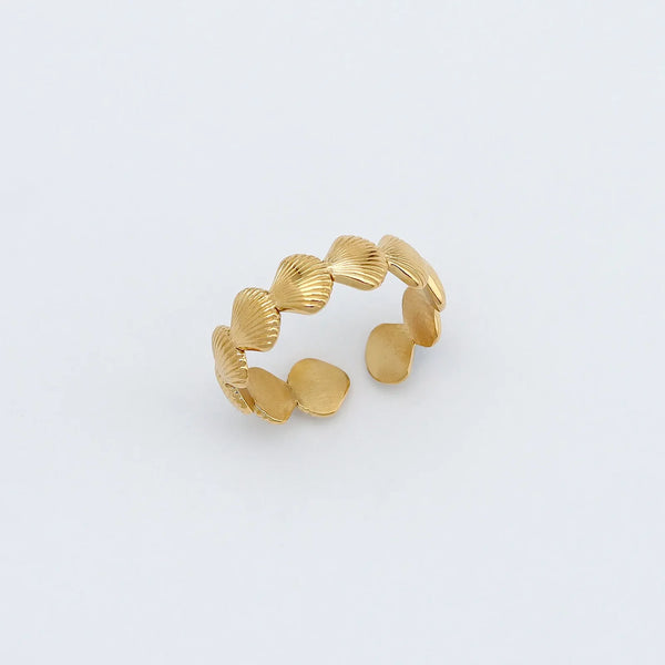Pineapple Island Seashell Ring