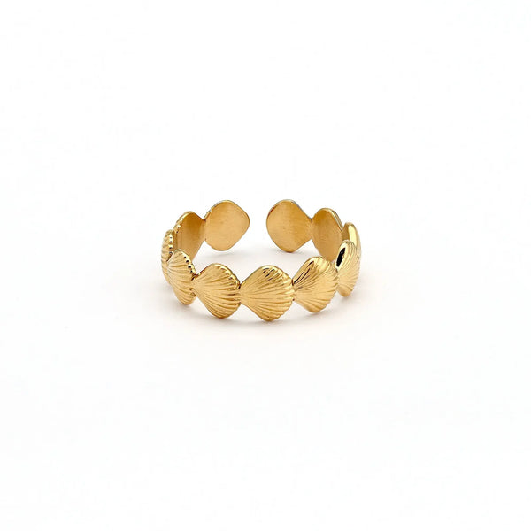 Pineapple Island Seashell Ring