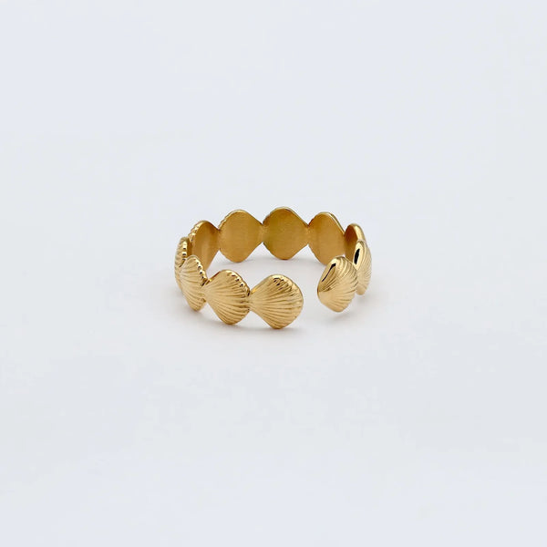 Pineapple Island Seashell Ring