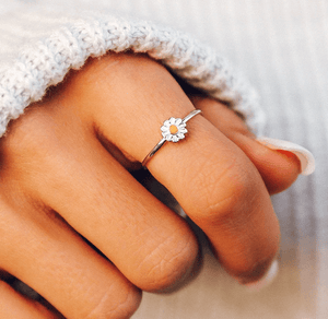 Puravida Jewellery 6 Pura Vida Daisy Ring