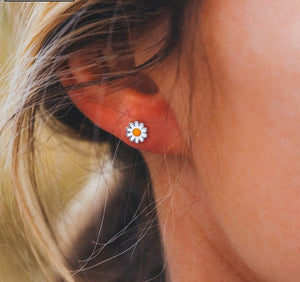 Puravida Jewellery Pura Vida Daisy Stud Earrings